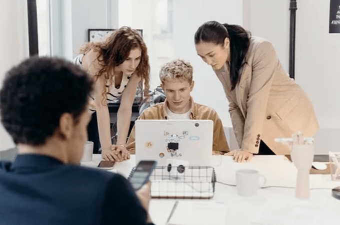 小企業需要CRM的8個原因（哪些公司用CRM軟件）
